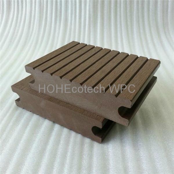 Anti Slip Solid Wood Plastic Composite Flooring 3