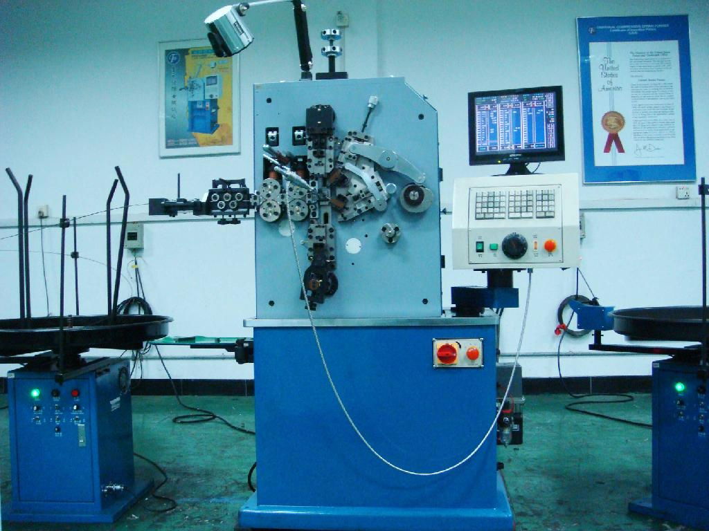 Full function spring coiling machine