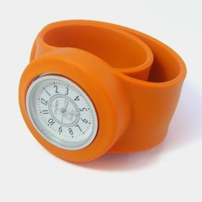 Newest arrival best quality and promotional silicone slap watch with CE & ROHS