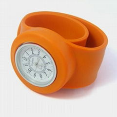 Newest arrival best quality and promotional silicone slap watch with CE & ROHS