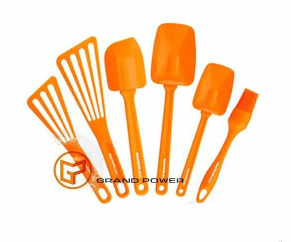 silicone kitchen utensils