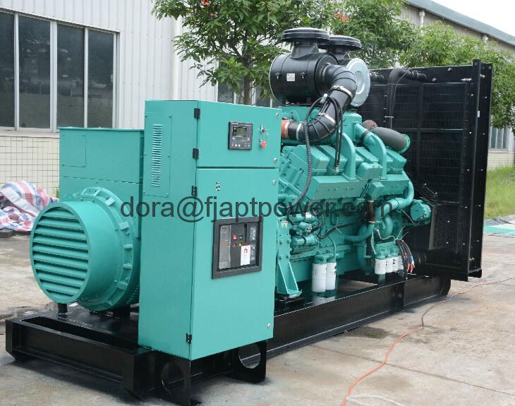 Industrial Diesel Generators Powered by Cummins Engine With 3 Phase Alternator 2
