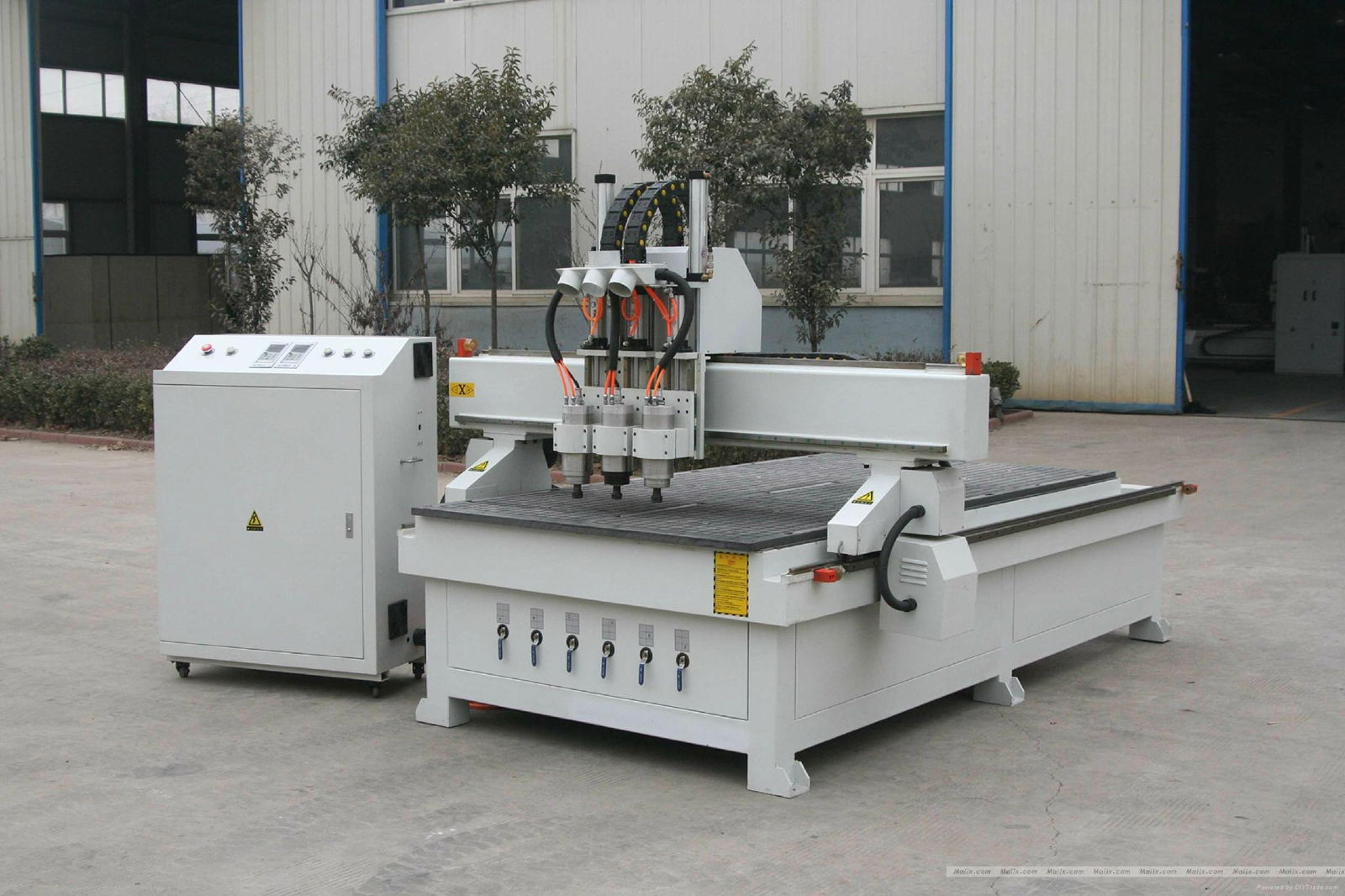 Three workstage auto tool changer ATC cnc router machine  3