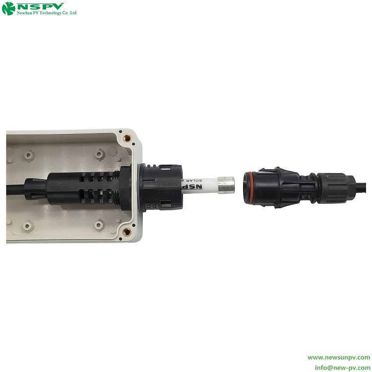 NSPV solar panel fuse connector cable end