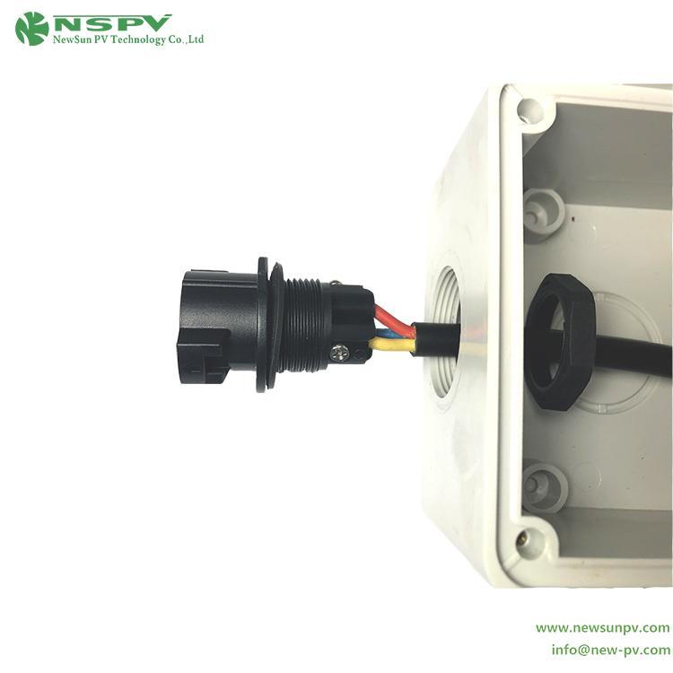 TUV认证光伏交流连接器 光伏交流3极连接器新款 线公对板母 4