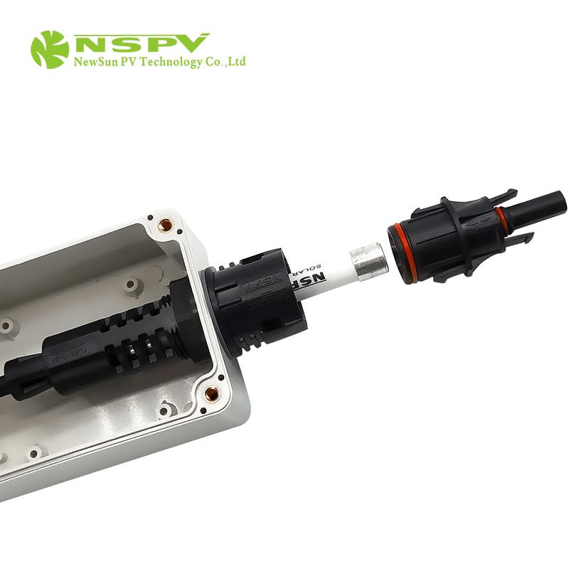 IP68级防水1500VDC 50A 光伏板端保险丝连接器 TUV 母头款 5