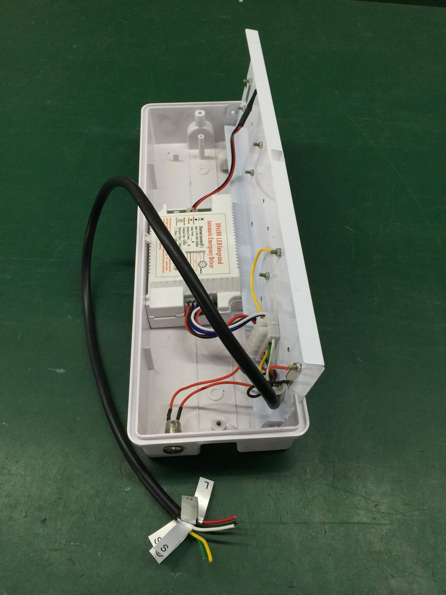 LED應急三防燈1.2米40W防水IP65停電應急照明30%3小時過CE 3