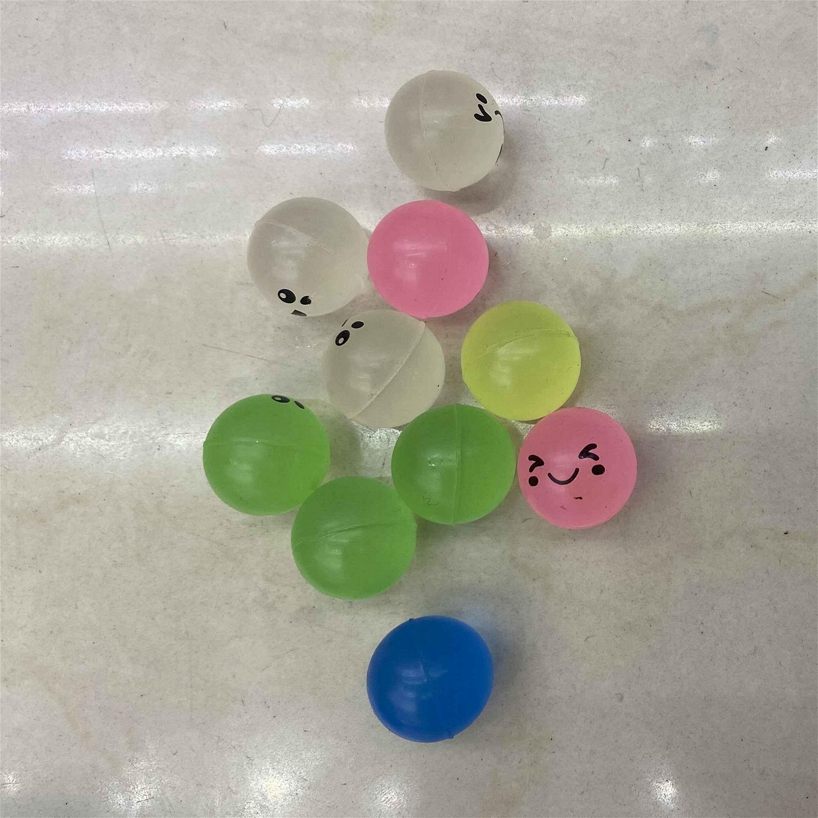 32mm transparent high bouncing balls with emoji painting 2