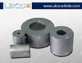 Tungsten carbide punching die