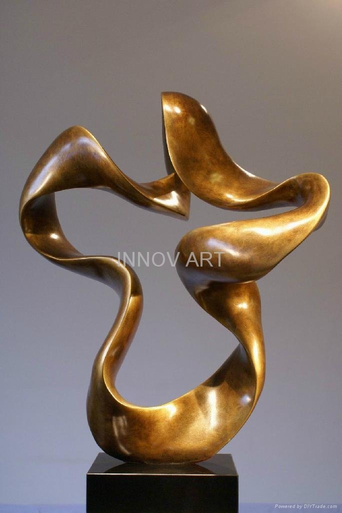 modern abstract resin sculpture art 2