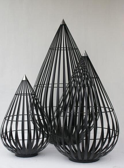 artistic floor decoration vase in metal 3