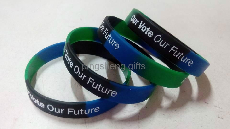 custom pvc silicone bracelets 2