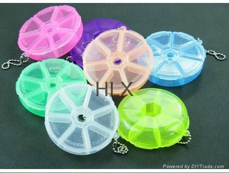 Portable circular small box for pills one-week travel kit mini pack