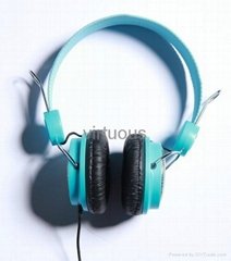 Four color computer wired headphones
