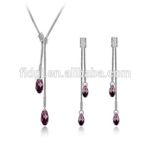 zinc alloy heart shape diamond set fashion necklace jewelry made in qingdao  2