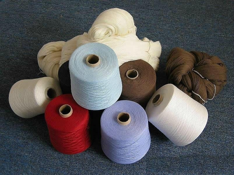 wool and modacrylic blended yarn