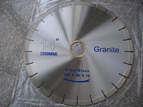 Diamond saw blades