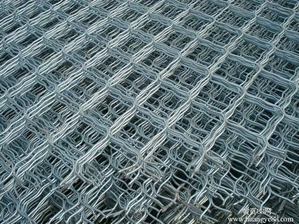 防护菱形铁丝网