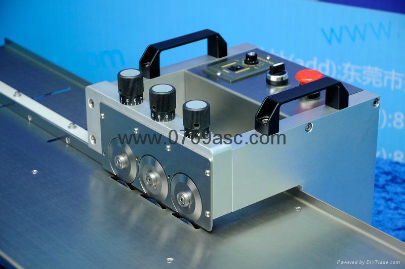 PCB cutting machine  2