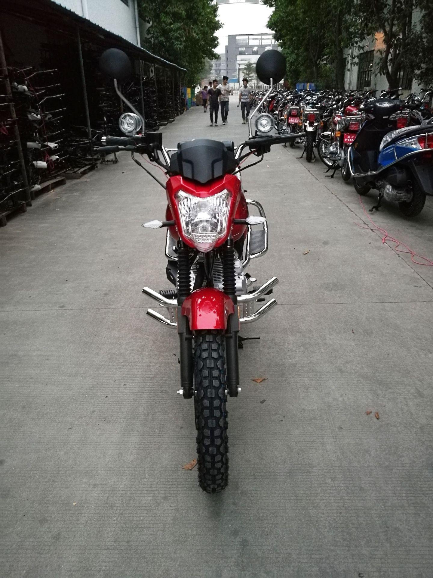 HOYUN HAOJIN 出口玻利维亚金狐CG125 CG150 CG200型摩托车 3