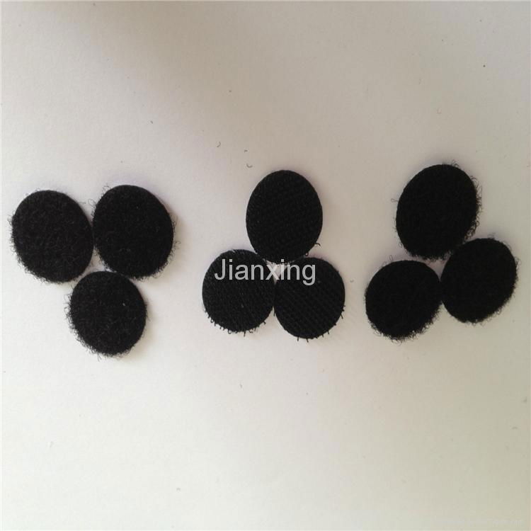 Round die cut velcro dots 3