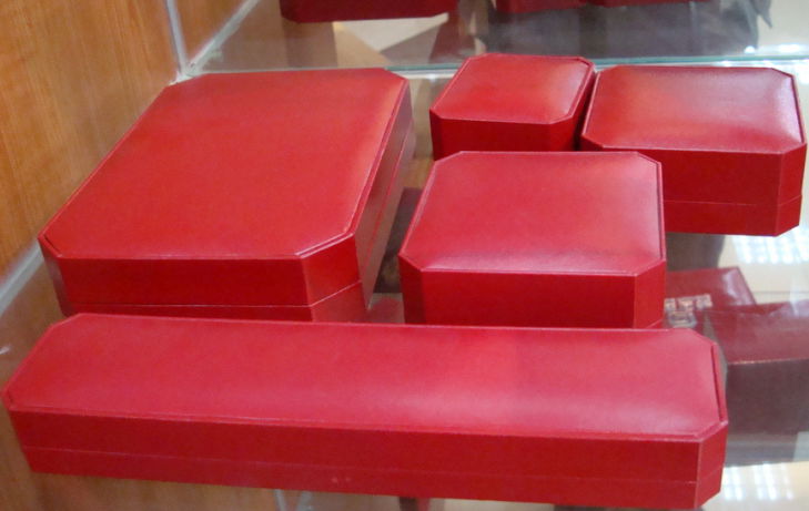 PU/PVC BOX 4