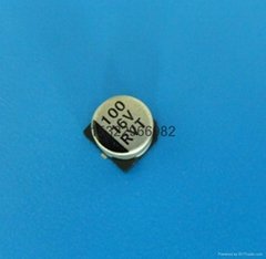 100UF16V鋁電解電容貼片型