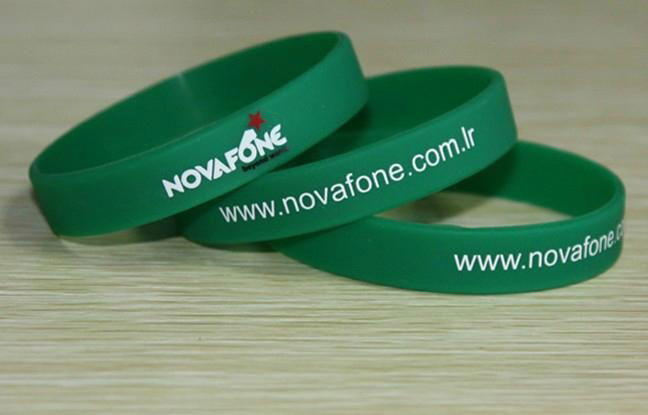 OEM Multicolor Debossed Silicone Bracelet with Special Customer's Logo  4