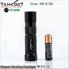 Supply Magnet Working LED Flashlight