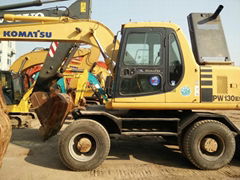 Komatsu PW130-6ES Wheel Excavator