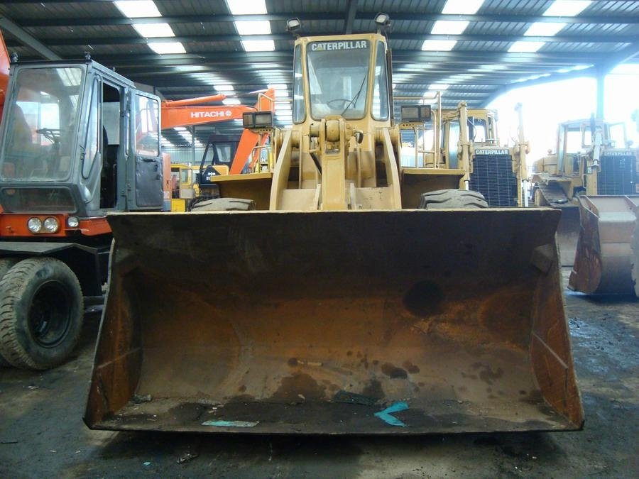 used cat loader 966E very good condition ONLY 21000 USD 2