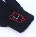 New Design Multifunction Bluetooth Smartphone Gloves 3