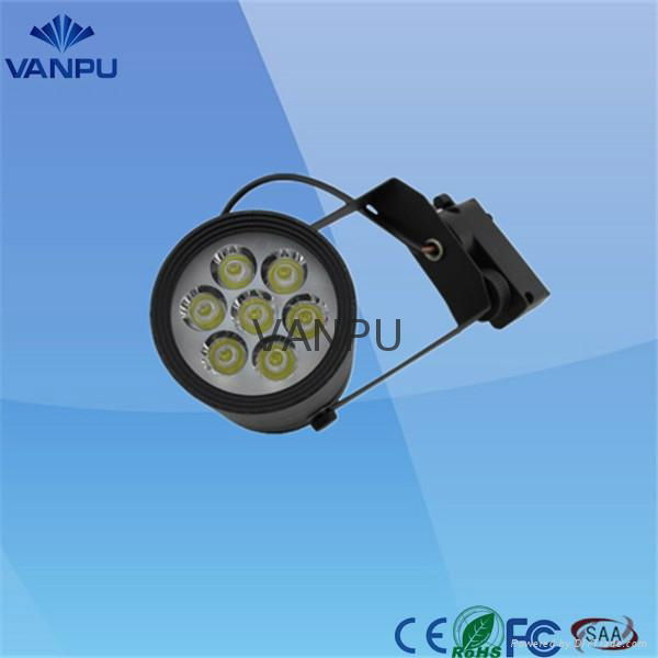 LED Track light