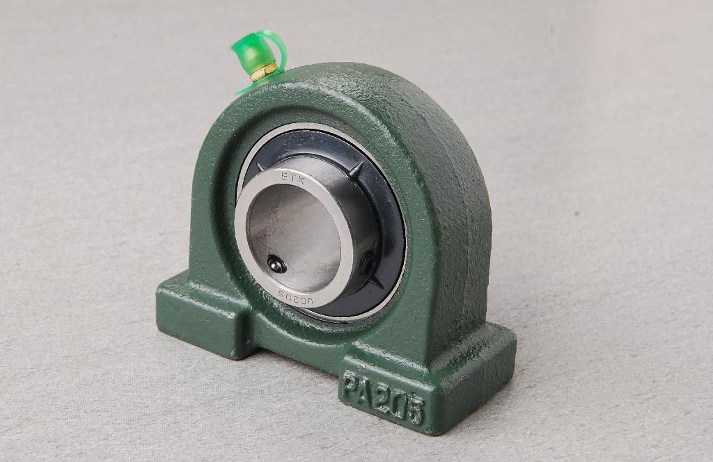 ETK pillow block bearing  4