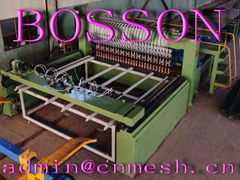 Welded wire mesh machine