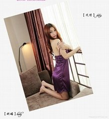 耶妮娅紫色柔情性感睡裙X3205
