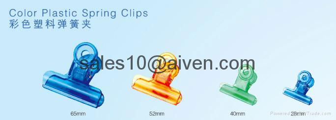 Color plastic spring clips