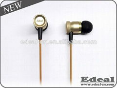 Mobile metallic earphone with microphone