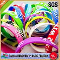 fashion Embossed printing silicone bracelet 5