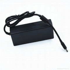 UL/cUL Listed 12V 5A Switching Power Adapter 60W