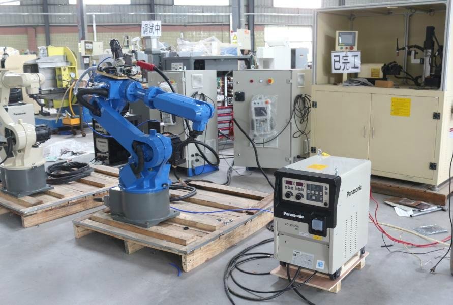 CNC Industrial Welding Robot / Robotic Arm 6 axis with Servo Motor 4