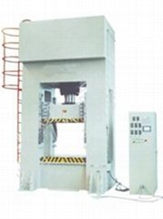 Single-action hydraulic press