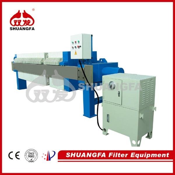Cost-effective chamber filter press with sewage treatment system