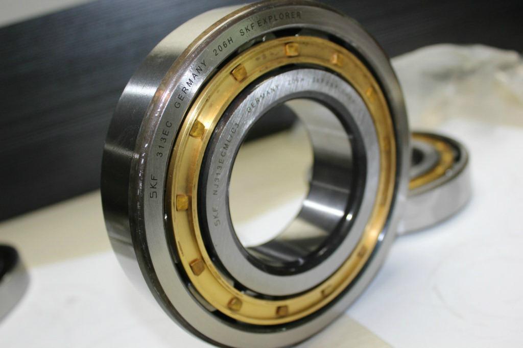 QJ313MA 65*140*33mm Angular contact ball bearing 3