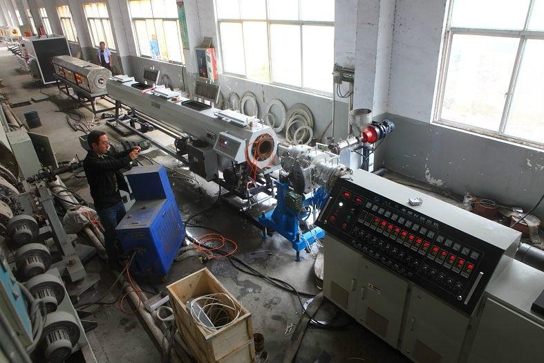75-250mm HDPE pipe production line 2