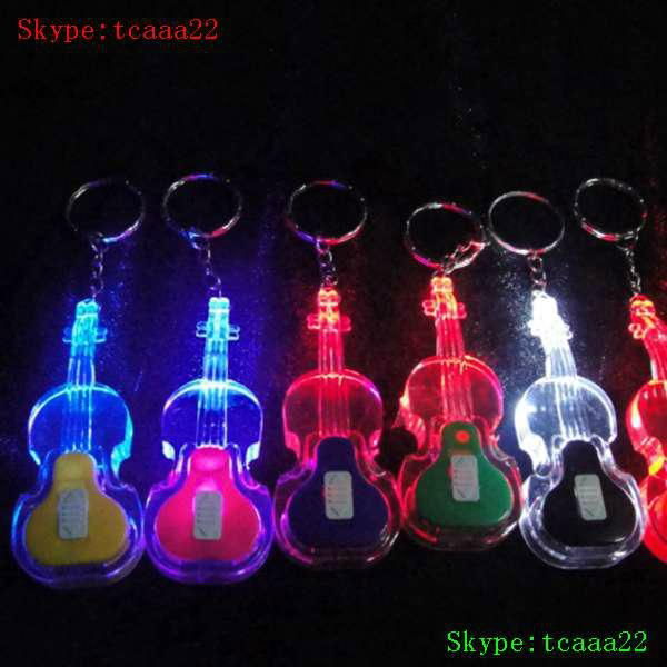 mini led flashing light keychain 3