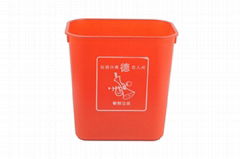 plastic dustbin