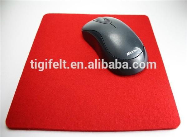 beautiful felt mouse mat