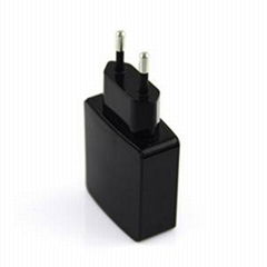 10W Power Adapter with European Plug (XH-10W-5V02)