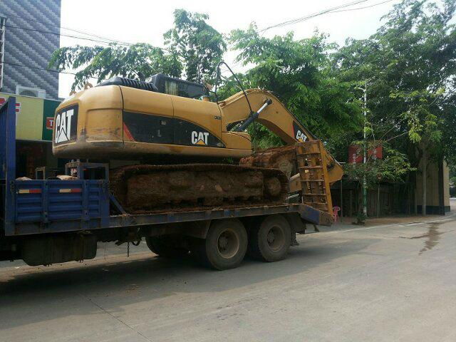 Crawler excavator 2